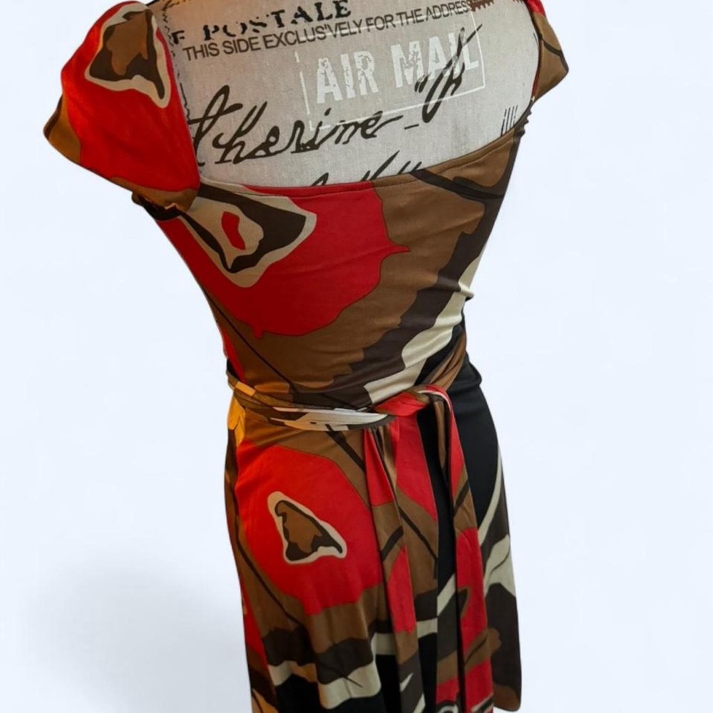 Issa London designer 100% Silk Red, Brown & Black Wrap Midi Dress - Picture 3 of 7